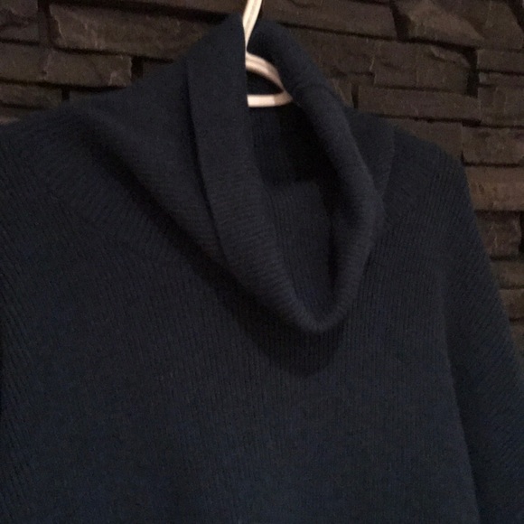 Free people over sized cowl neck slouchy sweater - Picture 2 of 5